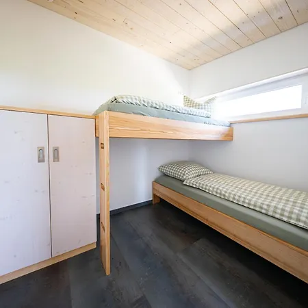 Vakantiehuis Am Flugplatz, Umgeben Von Kuhndorf